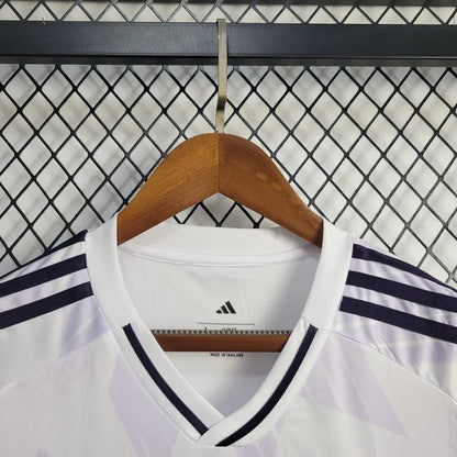 Manchester United 2025 Away Shirt