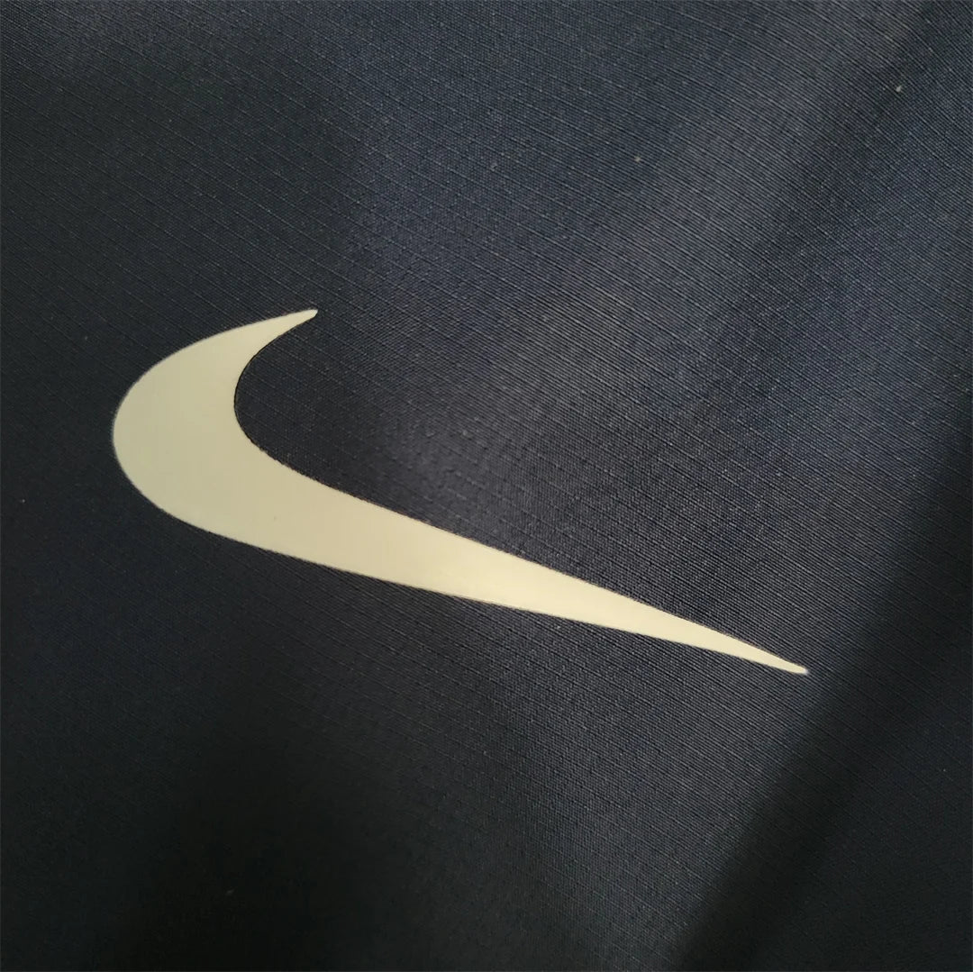 Veste coupe-vent France 2025