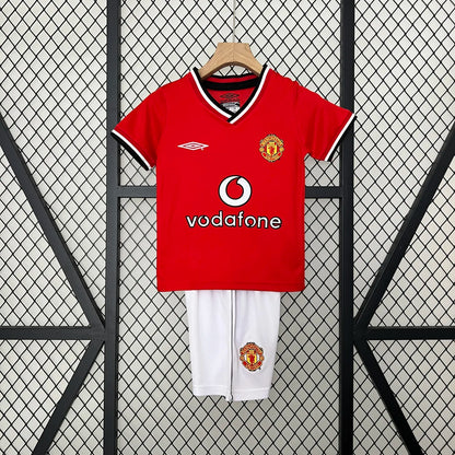 Manchester United 2000 Home jersey
