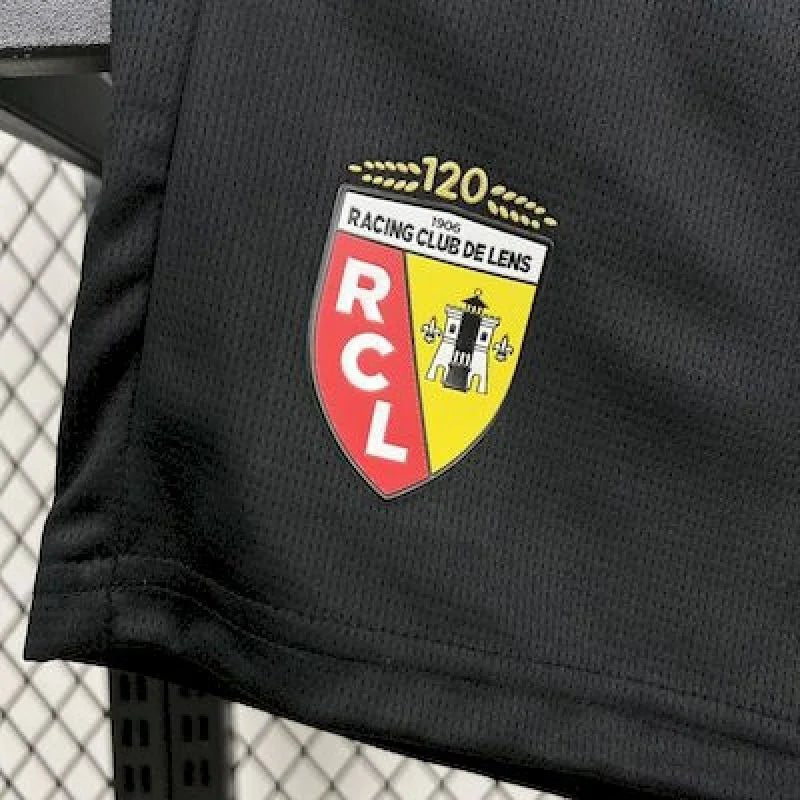 Czwarta wyjazdowa koszulka PSG Paris Saint-Germain 2024