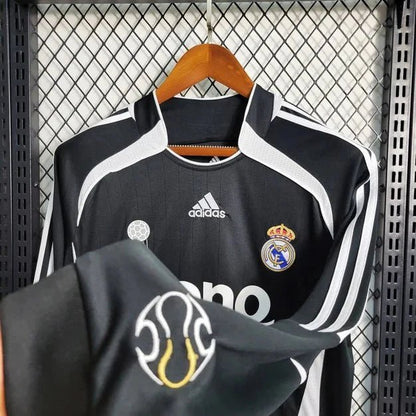 Real Madrid 2006 L/S Away Shirt