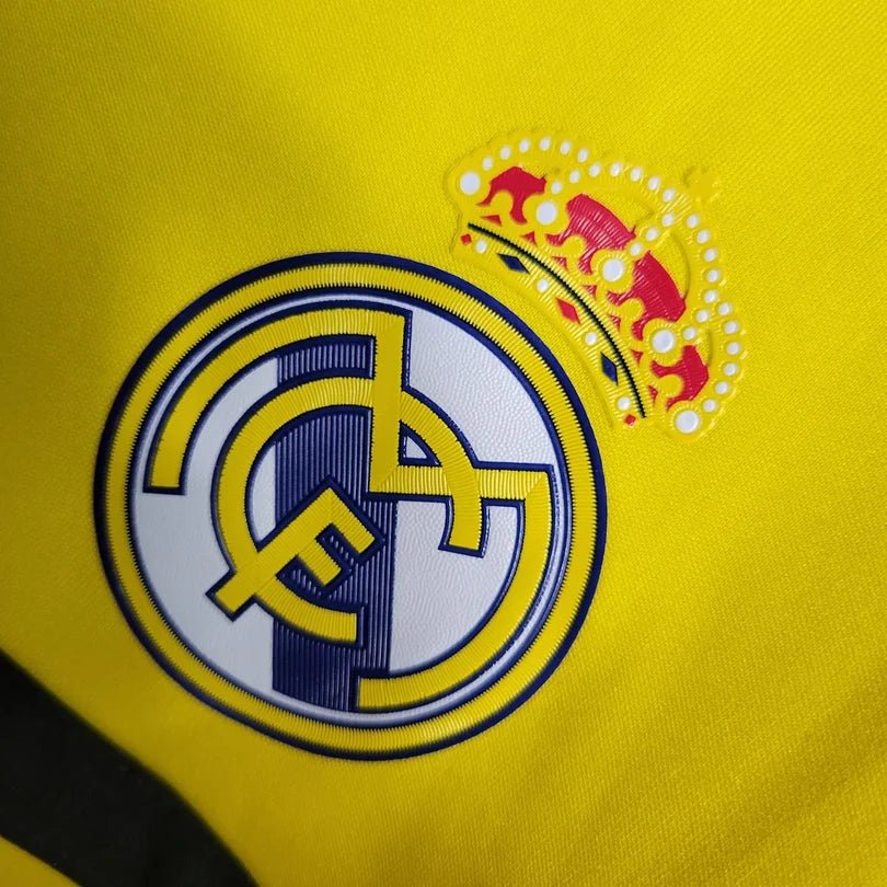 Real Madrid 2011 Yellow Goalkeeper Shirt