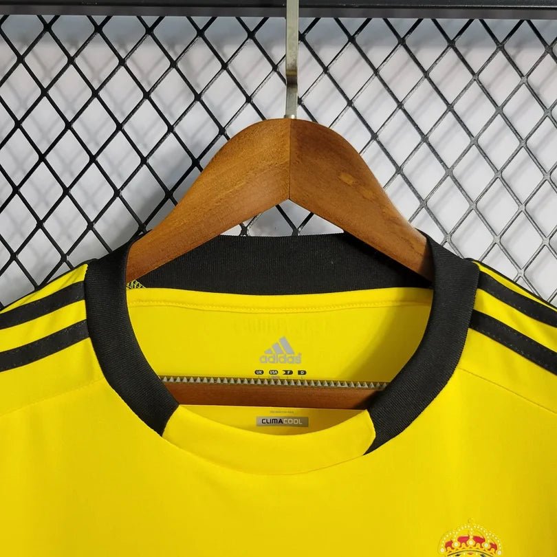 Real Madrid 2011 Yellow Goalkeeper Shirt