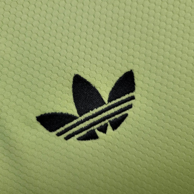 Real Madrid 2024 Goalkeeper Shirt