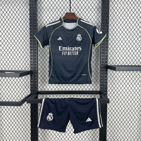 Real Madrid-bortedrakt 2025