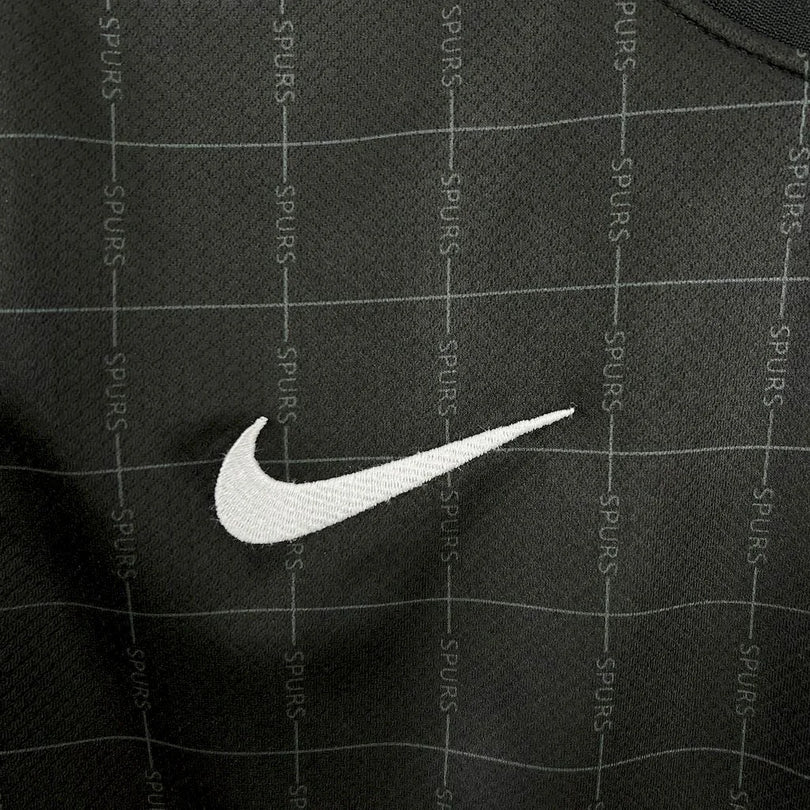 Tottenham 2025 Away Shirt